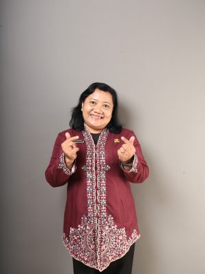 Dra. Yuliana Widiyanti